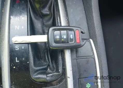 2017 Honda Civic Lx z USA, uszkodzony, nr VIN 2HGFC2F56HH532281